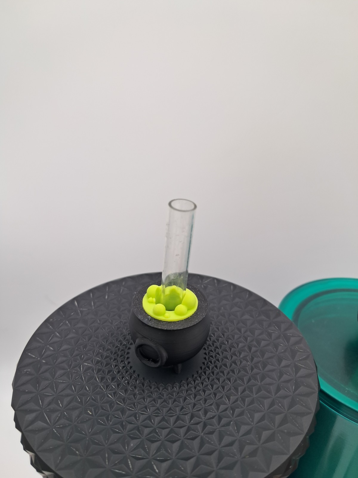 3D Printed Spooky Cute Witch Cauldron Straw Topper – Reusable Straw Accessory