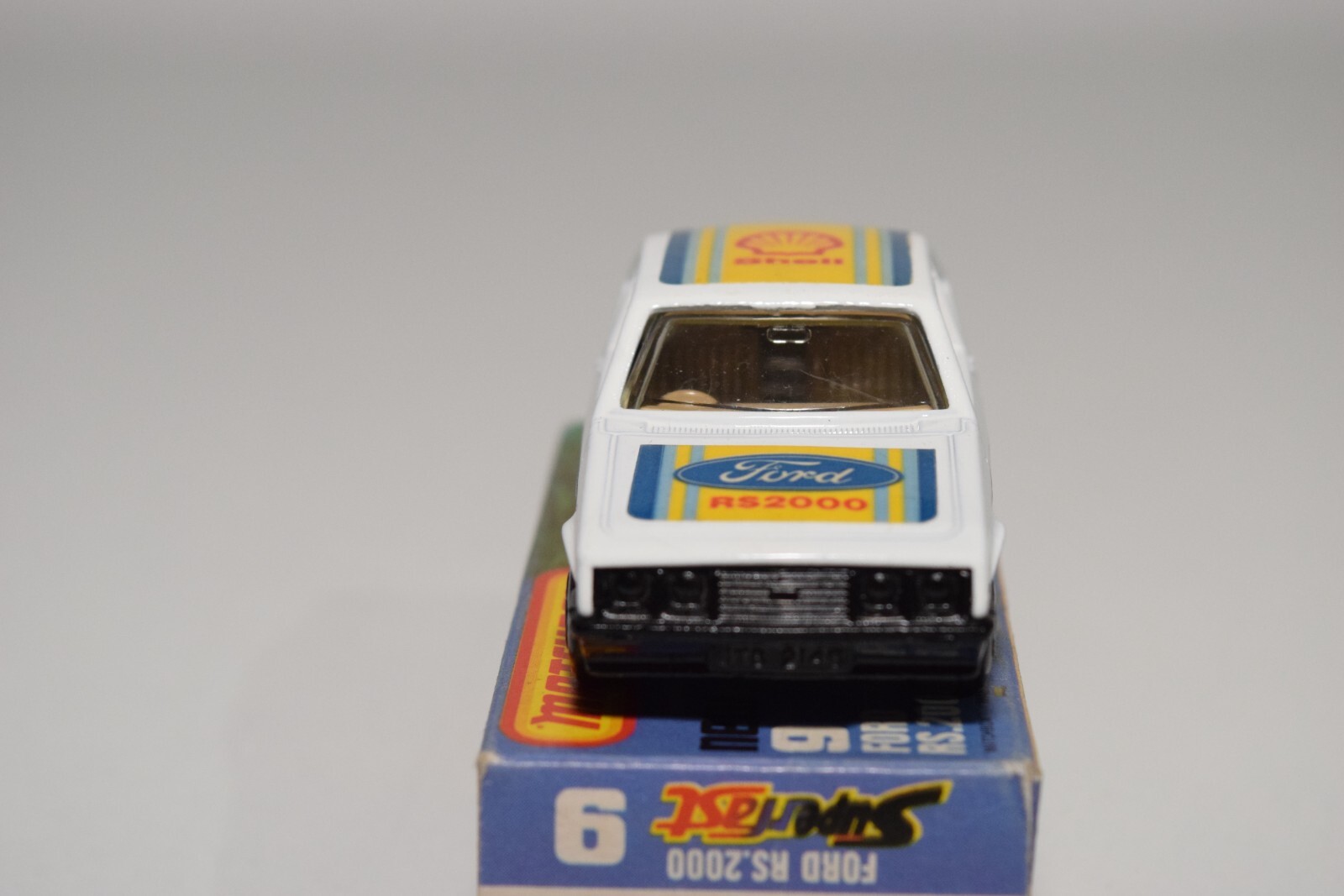A94 1:64 3 INCH MATCHBOX SUPERFAST 9 FORD RS.2000 RS2000 RALLY WHITE MIB