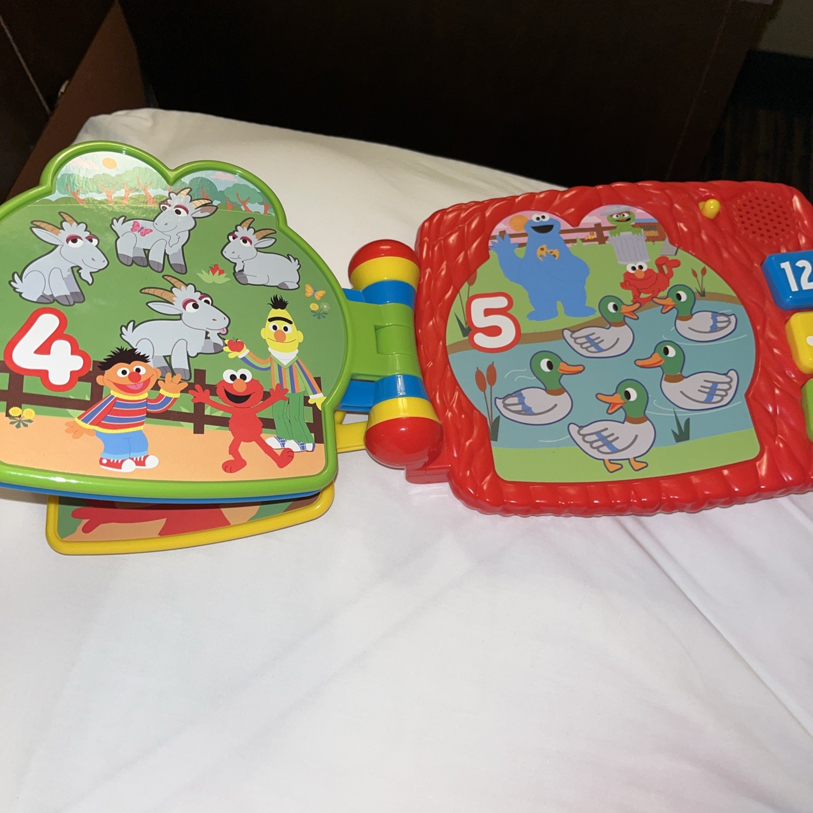 Sesame Street Elmo Goes to the Farm Interactive Musical Toy Book Letters/Numbers