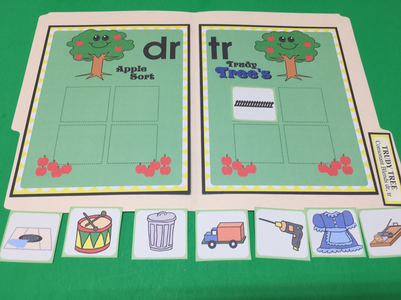 Trudy Tree’s Apple Sort – Phonics Dr/Tr – DIY File Folder game – Printed / Uncut