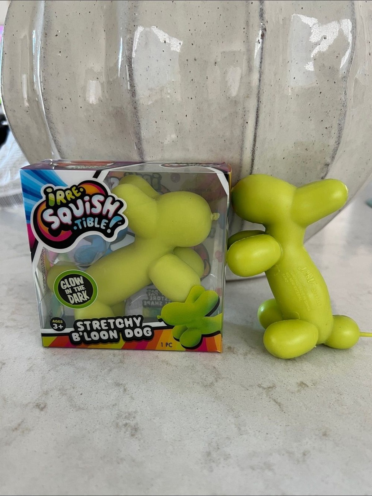 JA-RU Irre-Squish-tible Stretchy B’Loon Dog Toy Green NEW