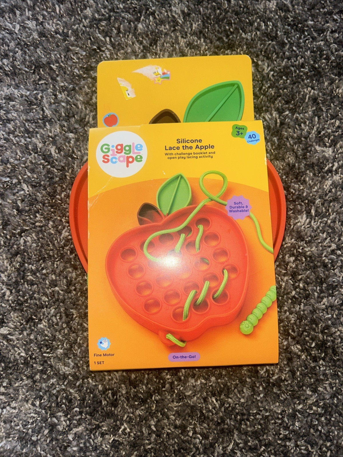 Giggle Scape – Silicone Lace the Apple Fine Motor Skills Child Development
