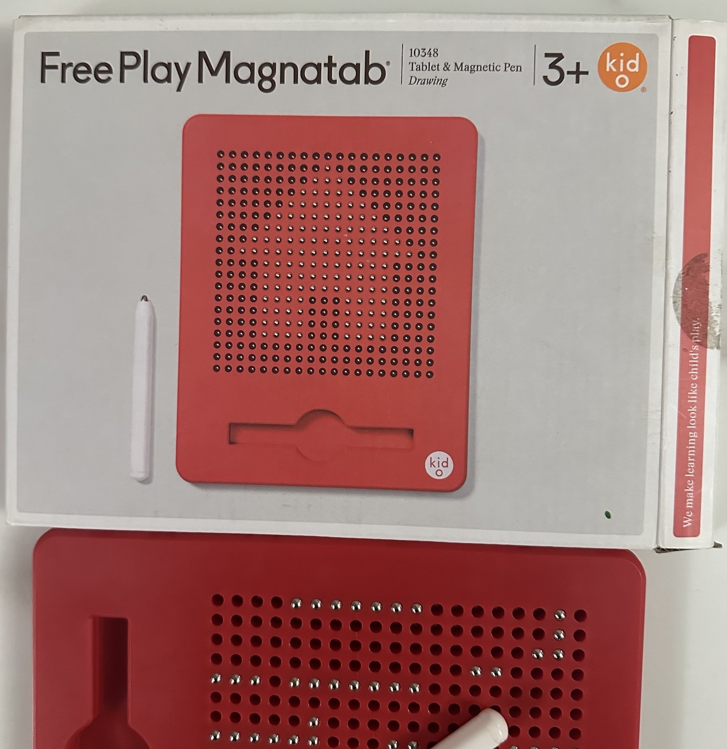 Red The Original Free Draw Magnatab Tablet & Magnetic Pen PlayMonster Kids 3+
