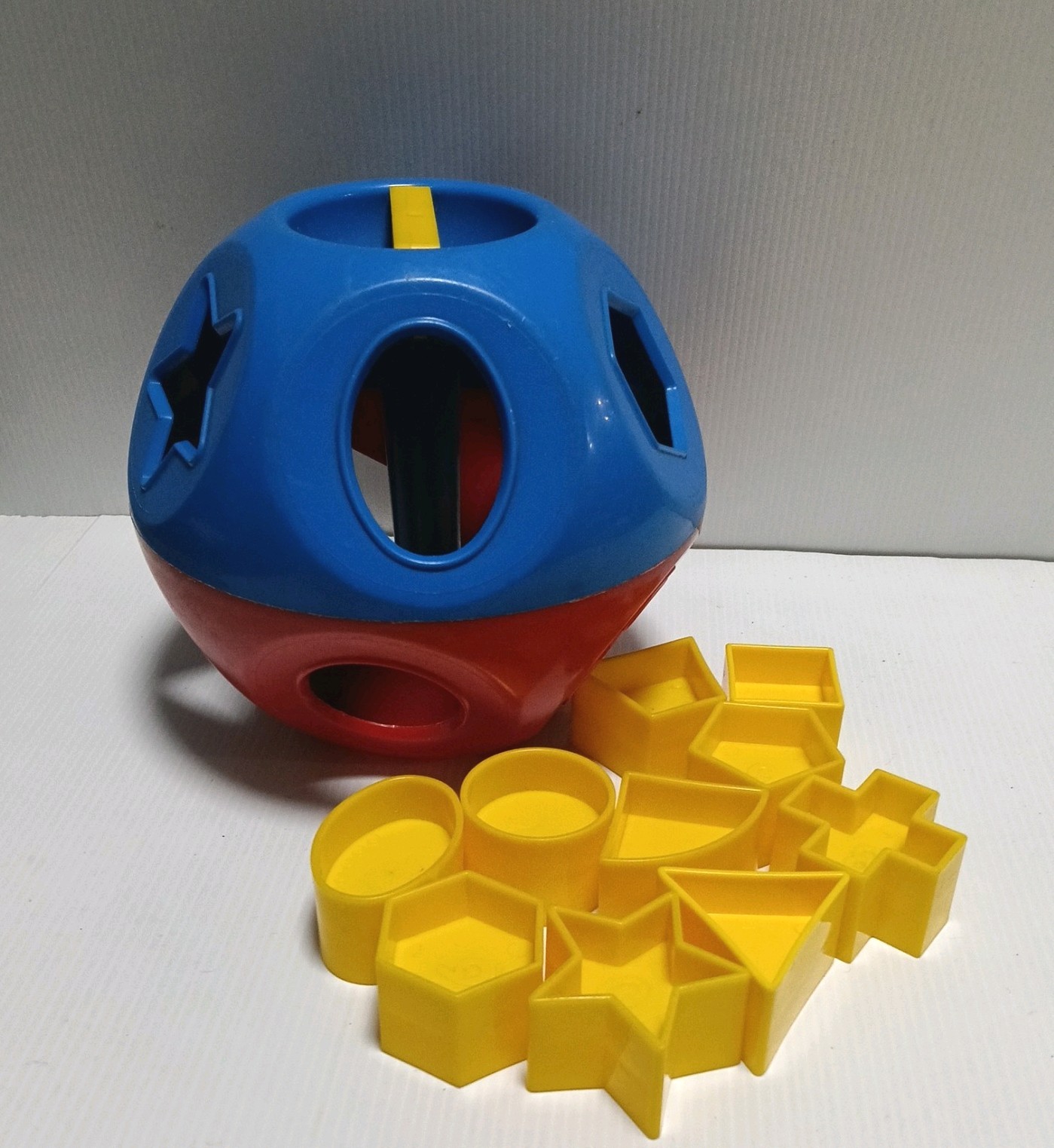 Vintage Tupperware Shape-O Ball Complete With All 10 Shapes Retro Toy 1990’s