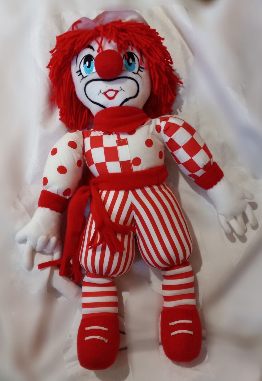 Nugget the Clown. Sign Language Plush Doll 1999 Nugget’s Window. NEW