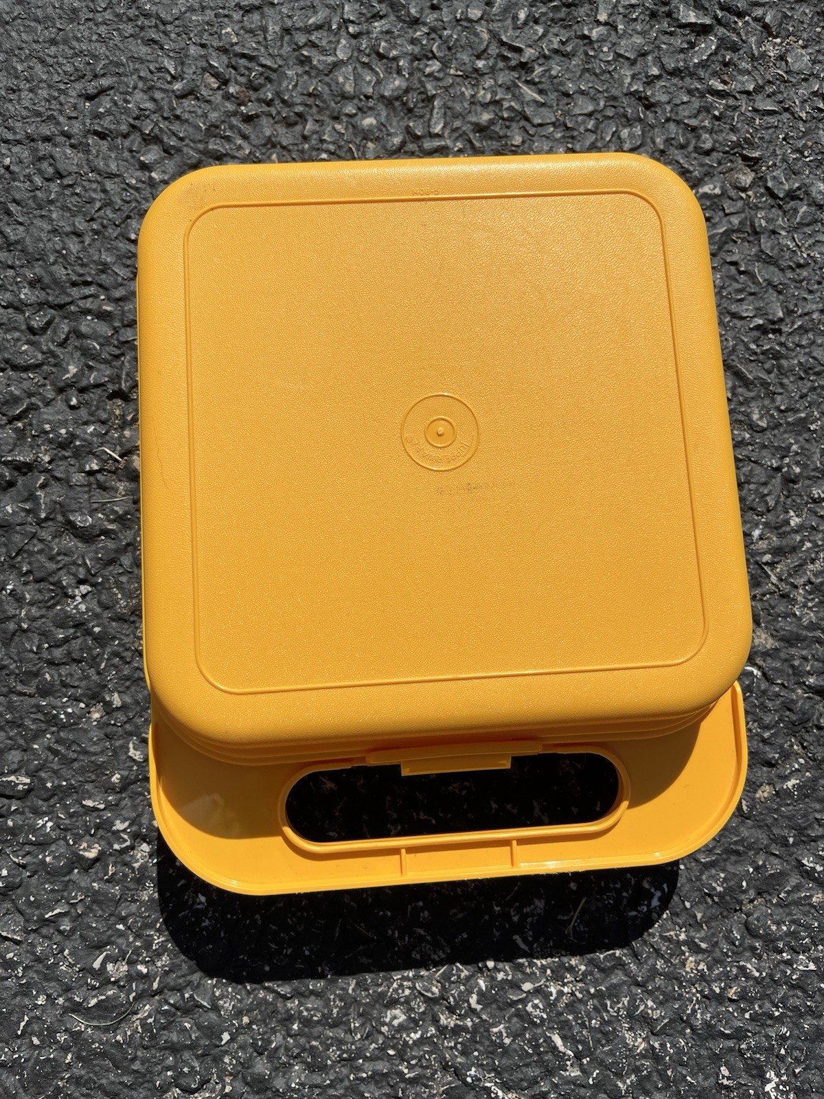 Vntg Tupperware Yellow Stencil Case Alphabet Rub Lunch Storage Carry Box Latch