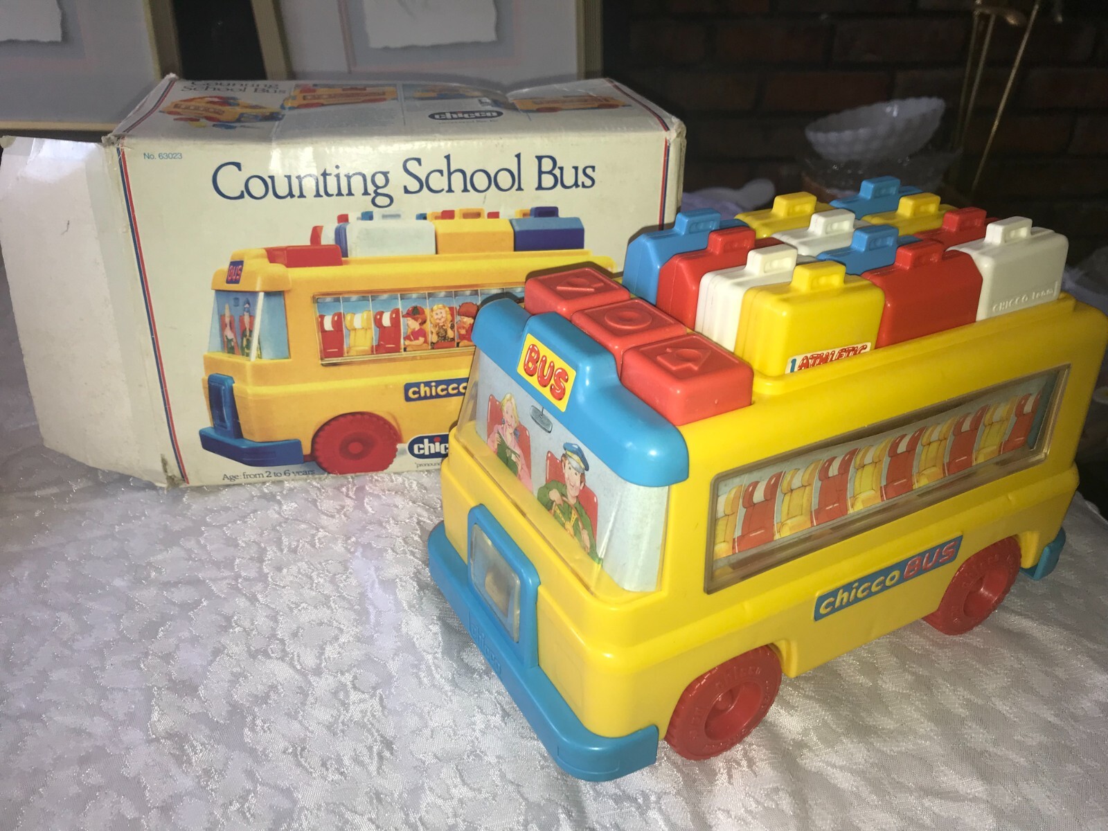 RARE Vintage CHICCO Italy 63023 COUNTING Numbers SCHOOL BUS Works Great COMPLETE