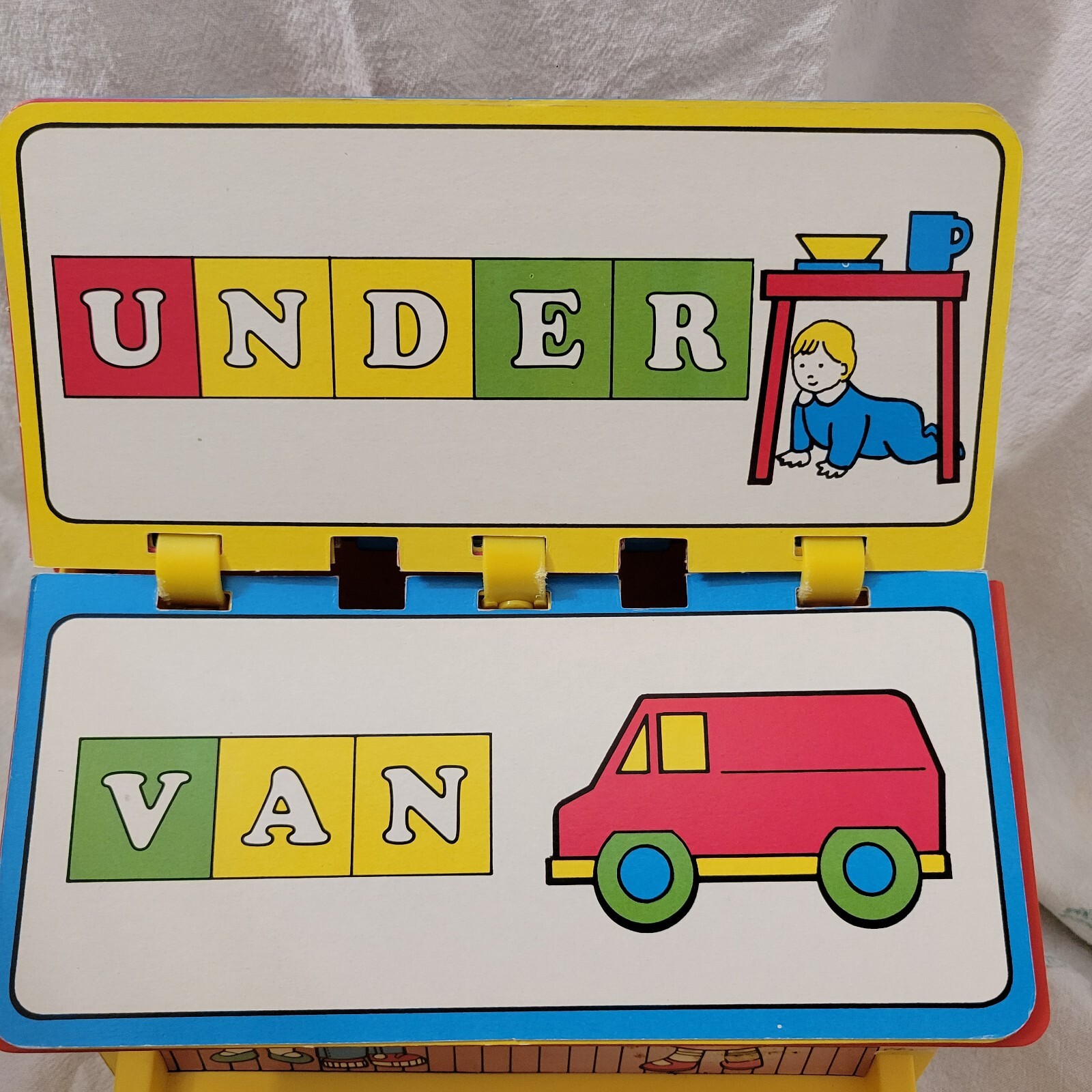 1984 Shelcore Inc Match’ N Spell School Reading Blocks Set