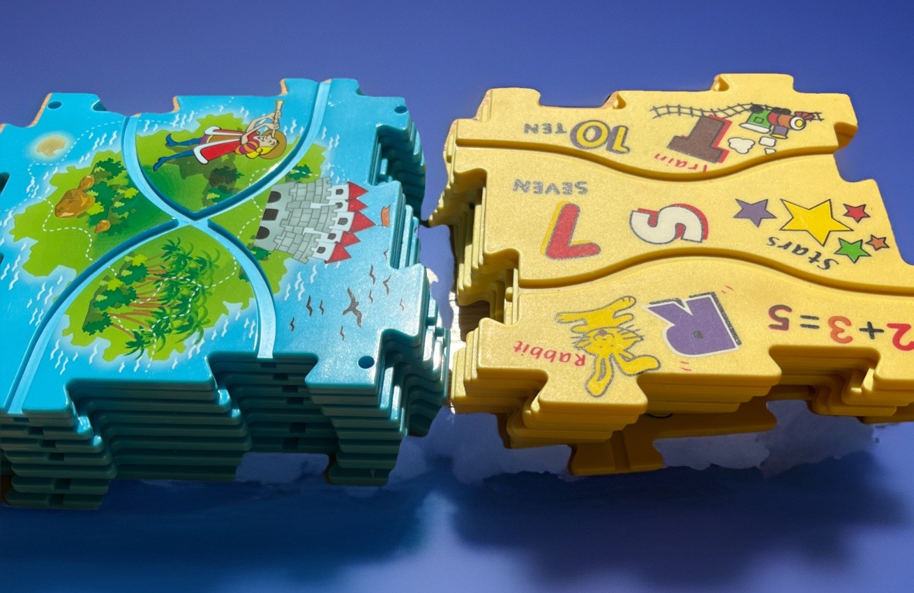 Puzzle Track Play Set Lot of 2 Plastic Puzzles (Bus & Boat Not Working) PARTS