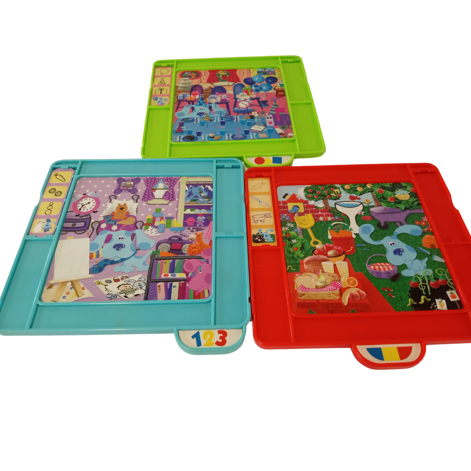 Blue’s Clues Handy Dandy Notebook Toy with Interchangeable Activity Sheets