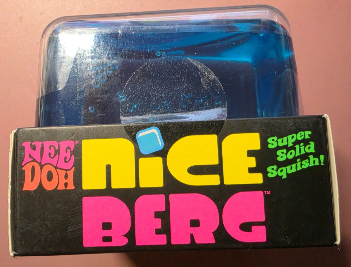 NeeDoh Nice Berg Blue XL Giant Solid Squish Cube
