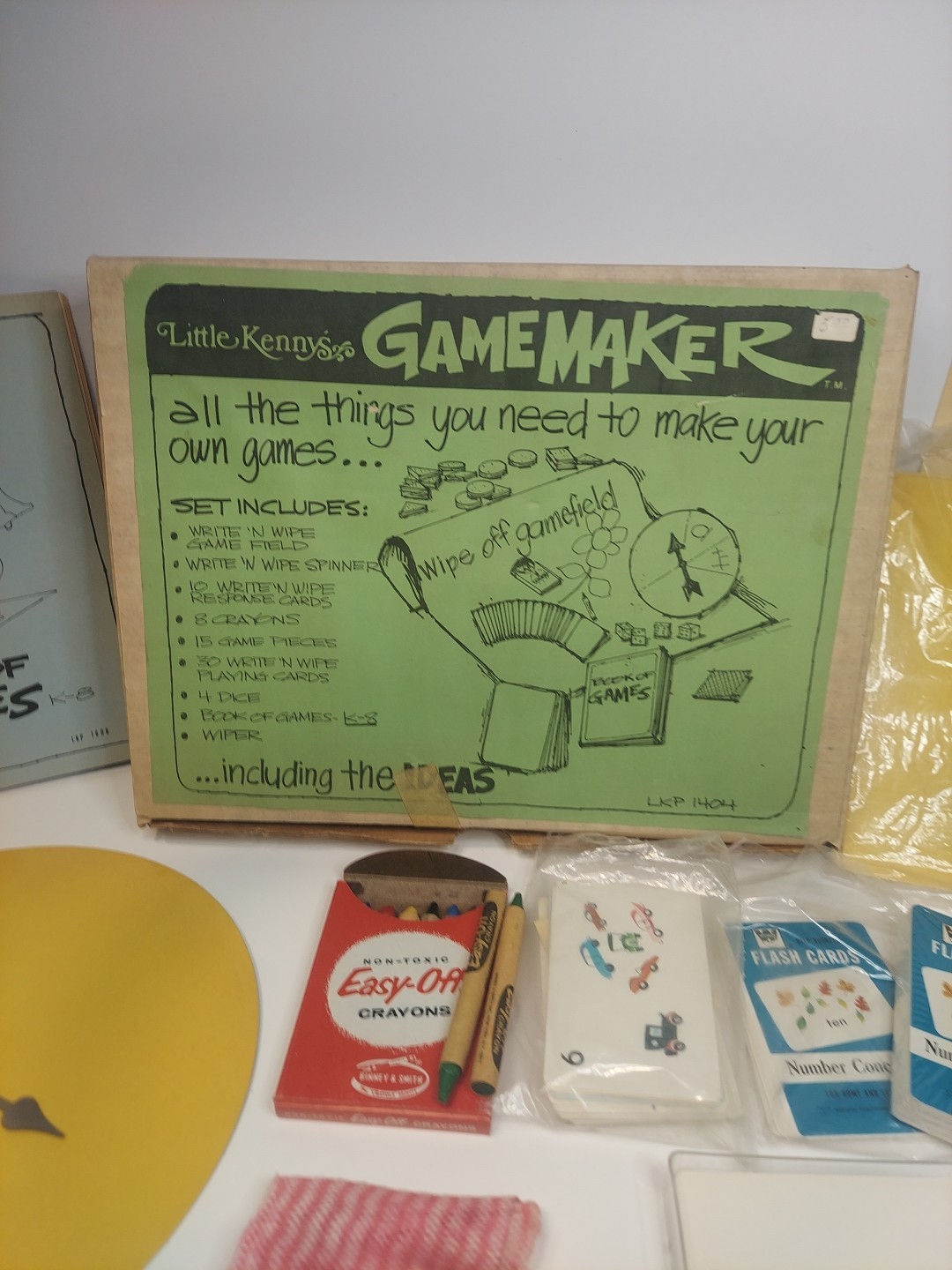 Vintage Little Kennys Game Maker Set Book Of Games Spinner Mat Crayons Flash