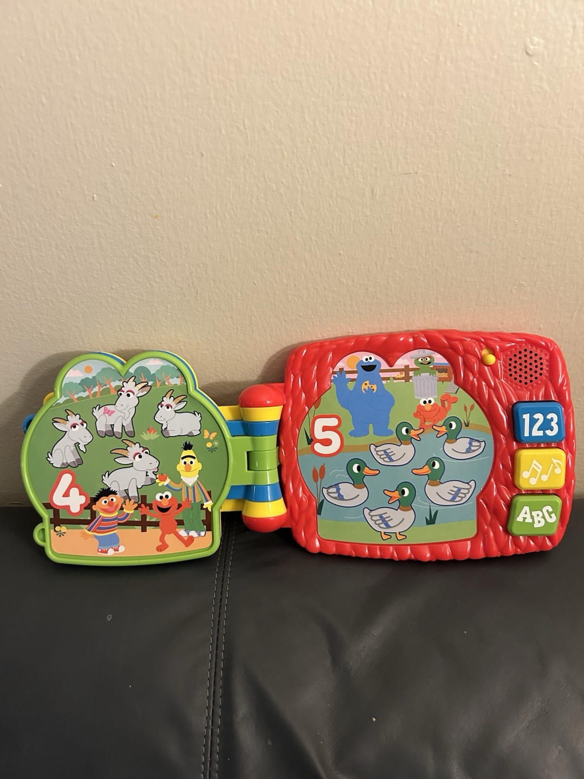 Sesame Street Elmo Goes to the Farm Interactive Musical Toy Book Letters/Numbers