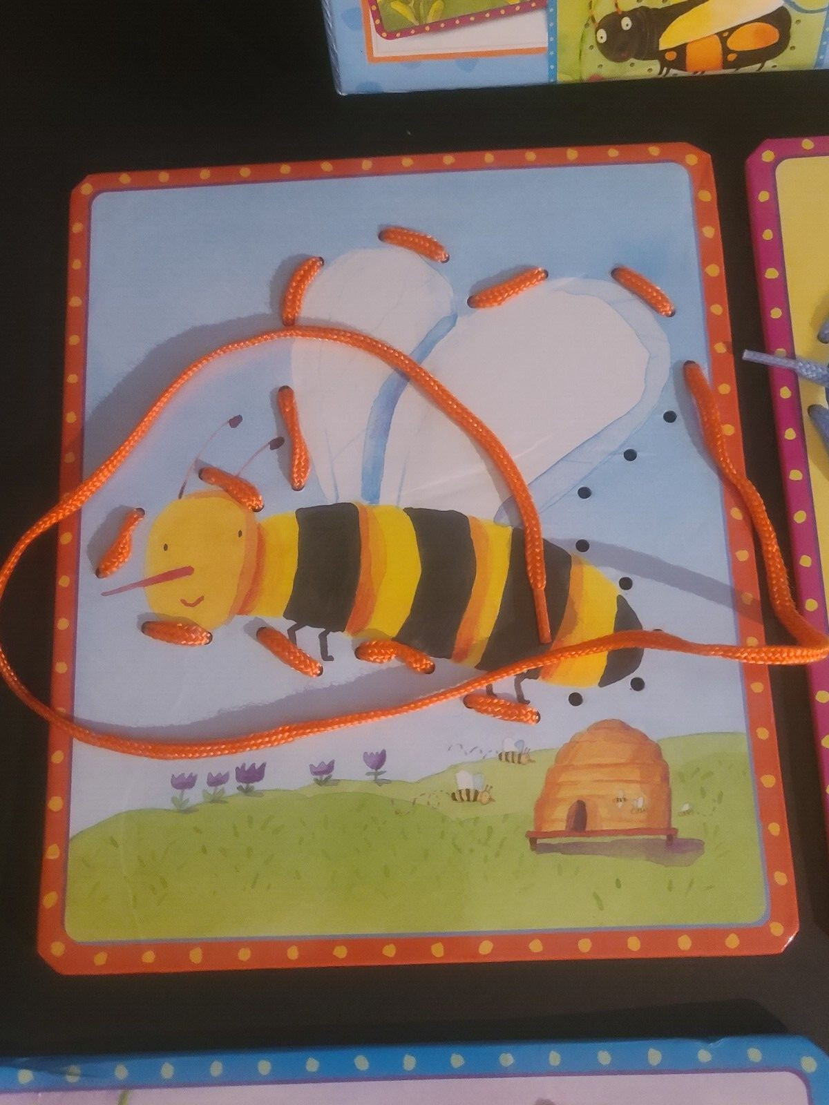 (SET OF 8) eeBoo Friendly Bugs Lacing Sewing Card Set (DAMAGED BOX)