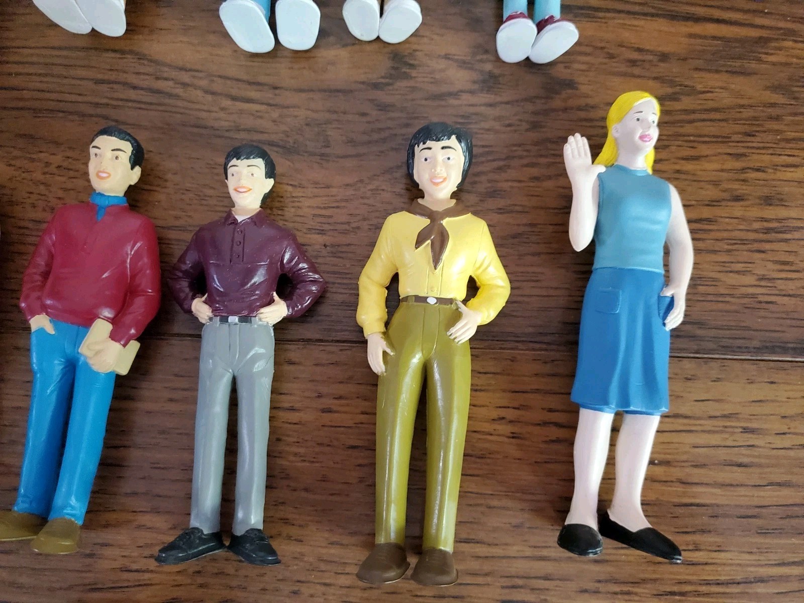 19 Lakeshore Learning PVC Toy Figures African American & Caucasian Families Lot
