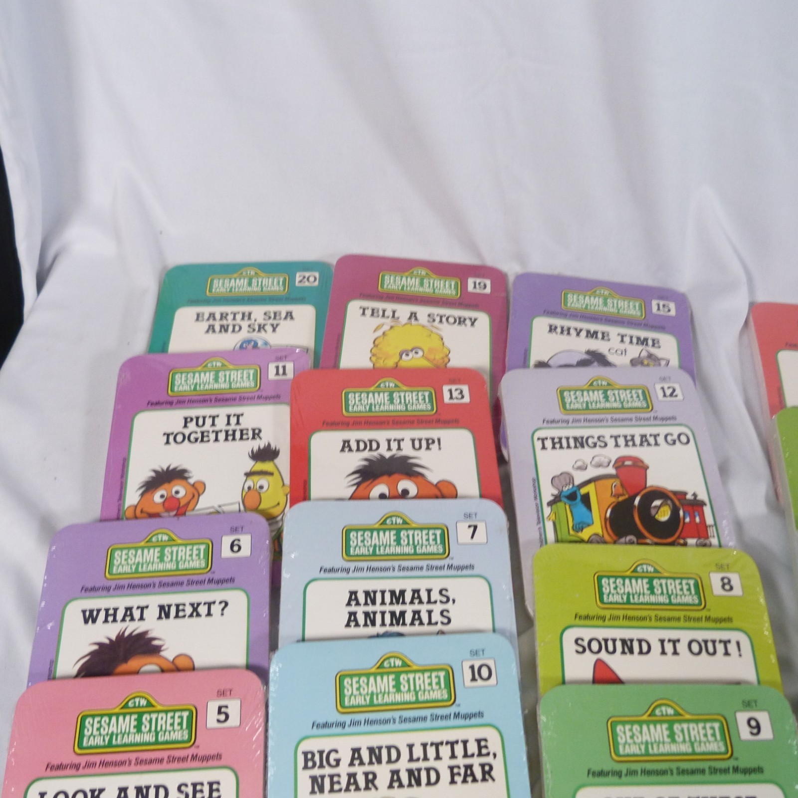 Sesame Street Early Learning Games Card Set-20 w/Dividers & Case 1989 unopened