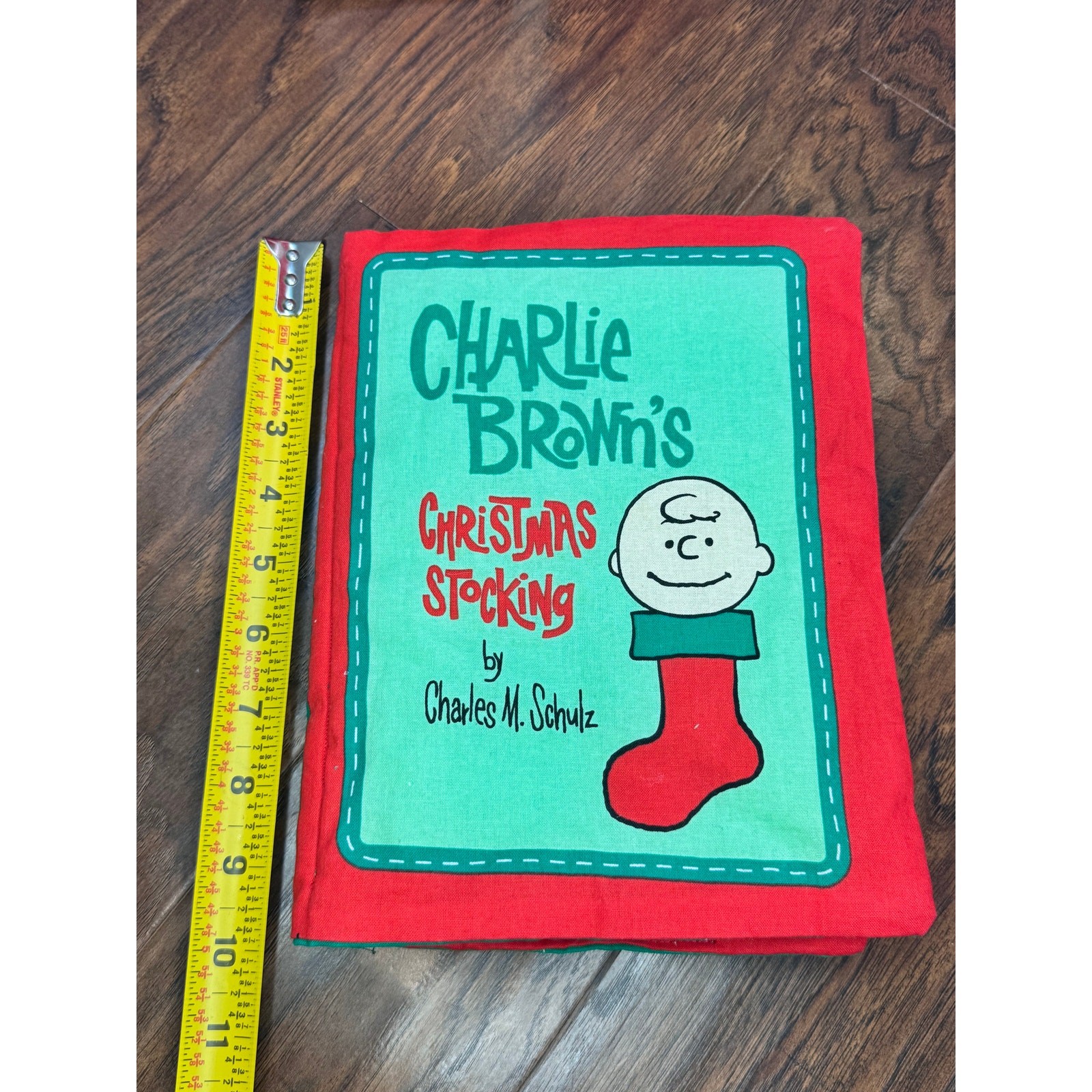 VTG Charlie Browns Christmas Stocking Soft Plush Fabric Book Charles M Schulz