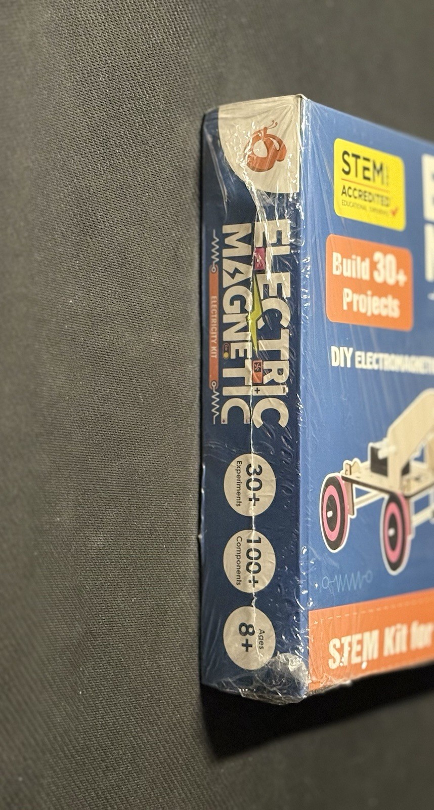 Butterfly Edufields 30 Project STEM Kit • Ages 8-12 • Electricity & Magnetism