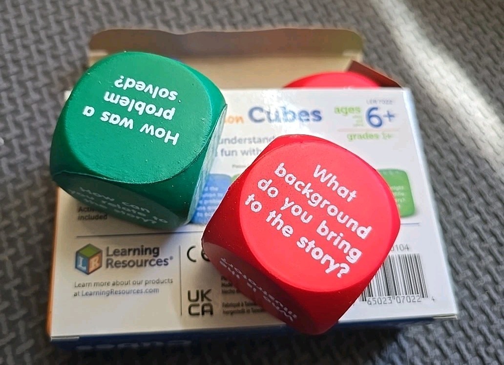 Learning Resources Reading Comprehension Cubes, 6/Set (LER7022) Ages 6+
