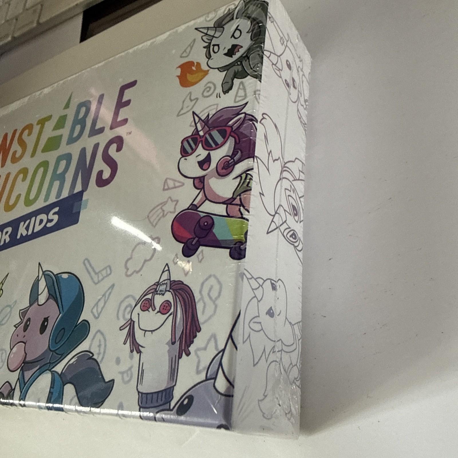 UNSTABLE UNICORNS for Kids Edition Base Game – A strategic card game for Kids!