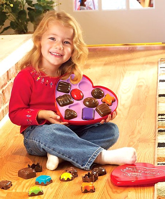 Learning Resources Smart Snacks Hide n’ Peek Chocolates Valentines Matching Game