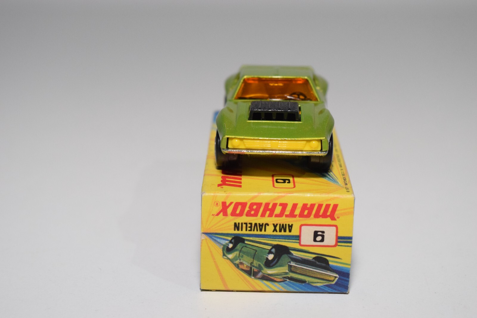 A94 1:64 3 INCH MATCHBOX SUPERFAST 9 AMX JAVELIN METALLIC GREEN MIB
