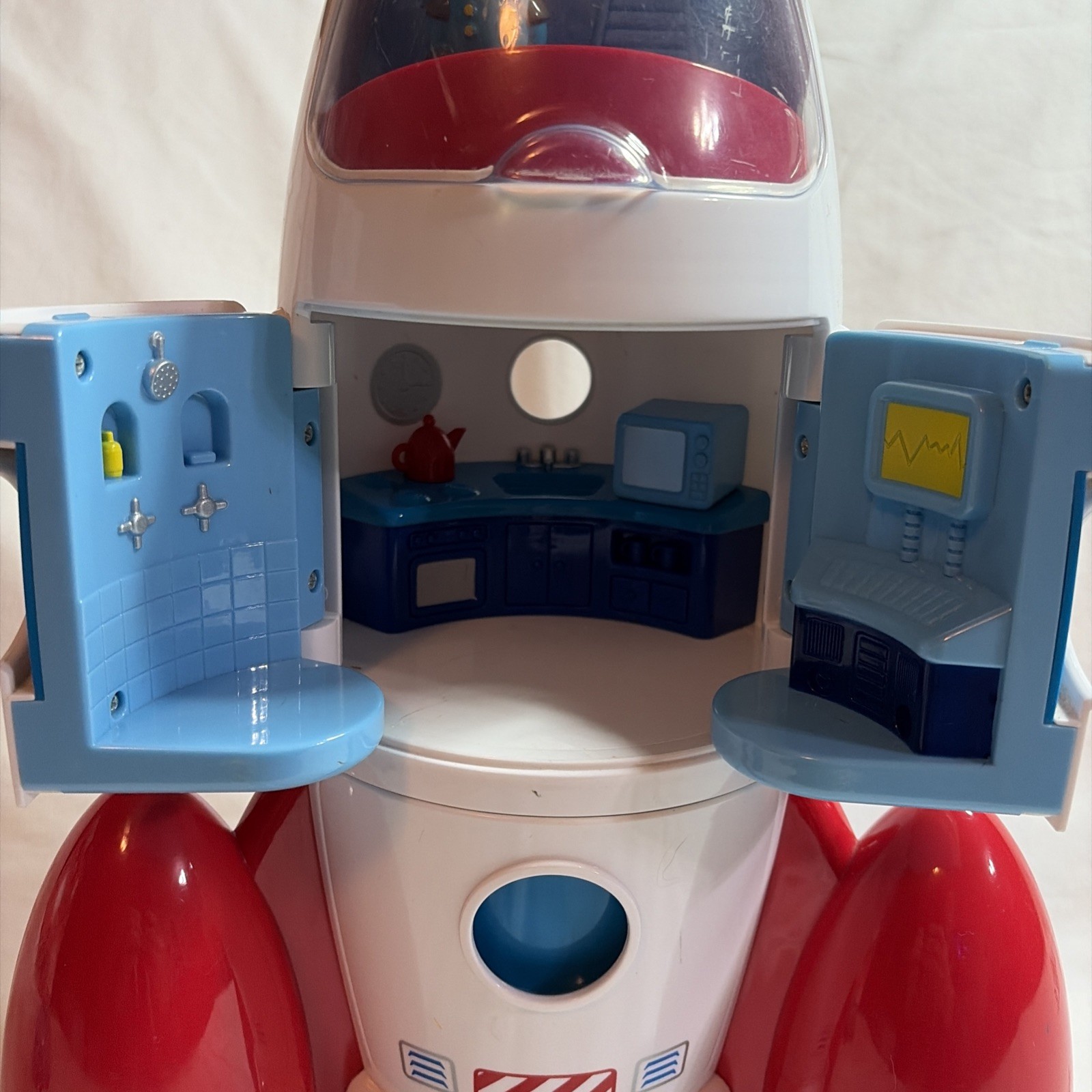 Lakeshore Learn Play Explore Rocket Ship Astronaut Figure Moon Rover Vehicle Toy