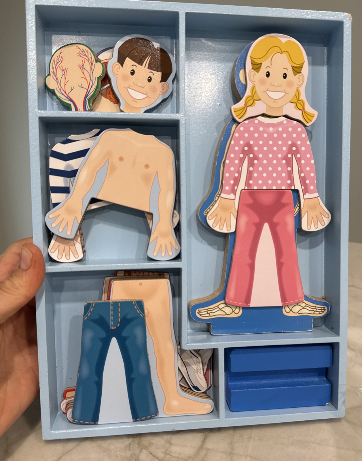 Melissa & Doug Magnetic Human Body Anatomy Play Set 23 Magnetic Pieces & Tray
