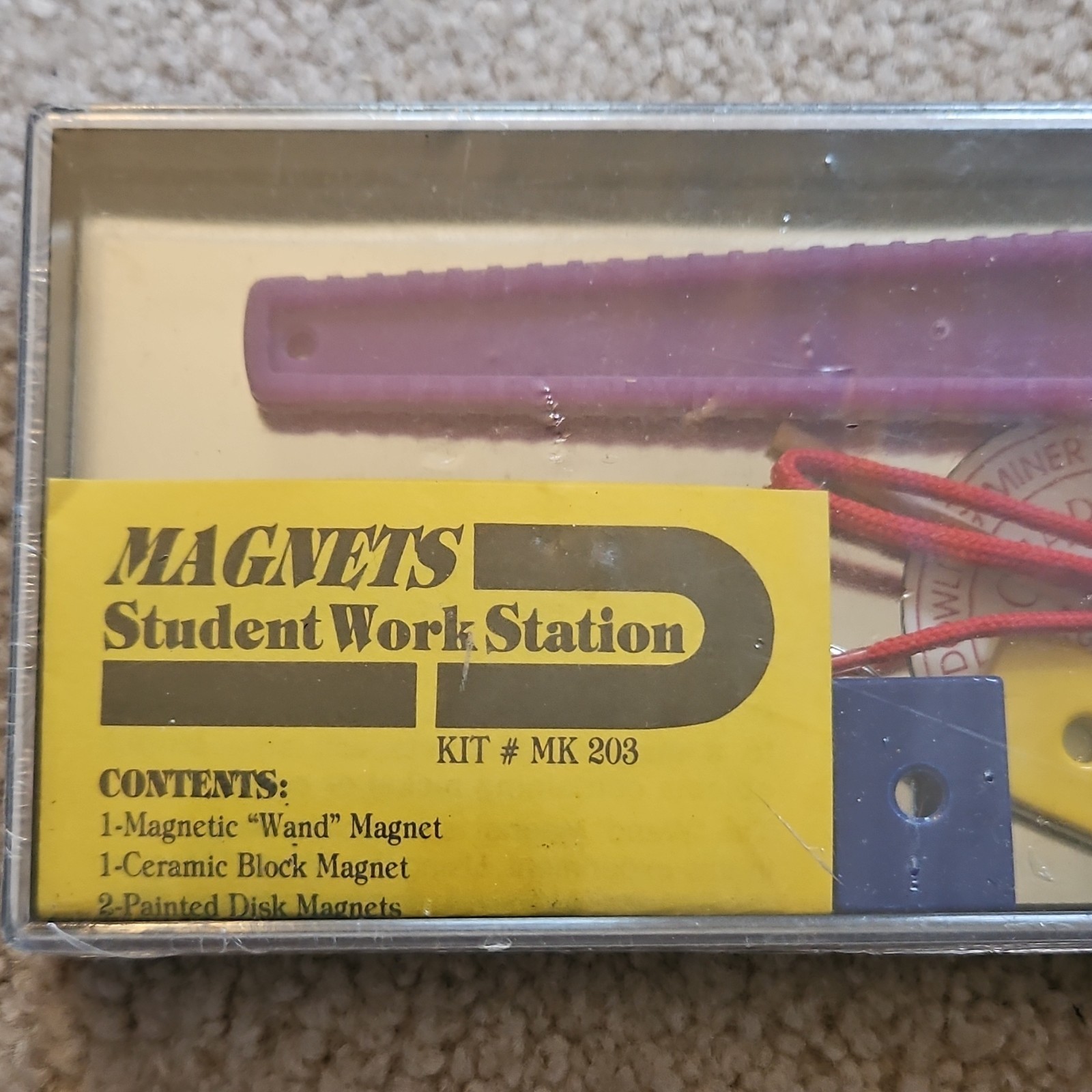 Dowling Magnets Student Work Station Kit MK203 Ages 4 & Up Science Magnet