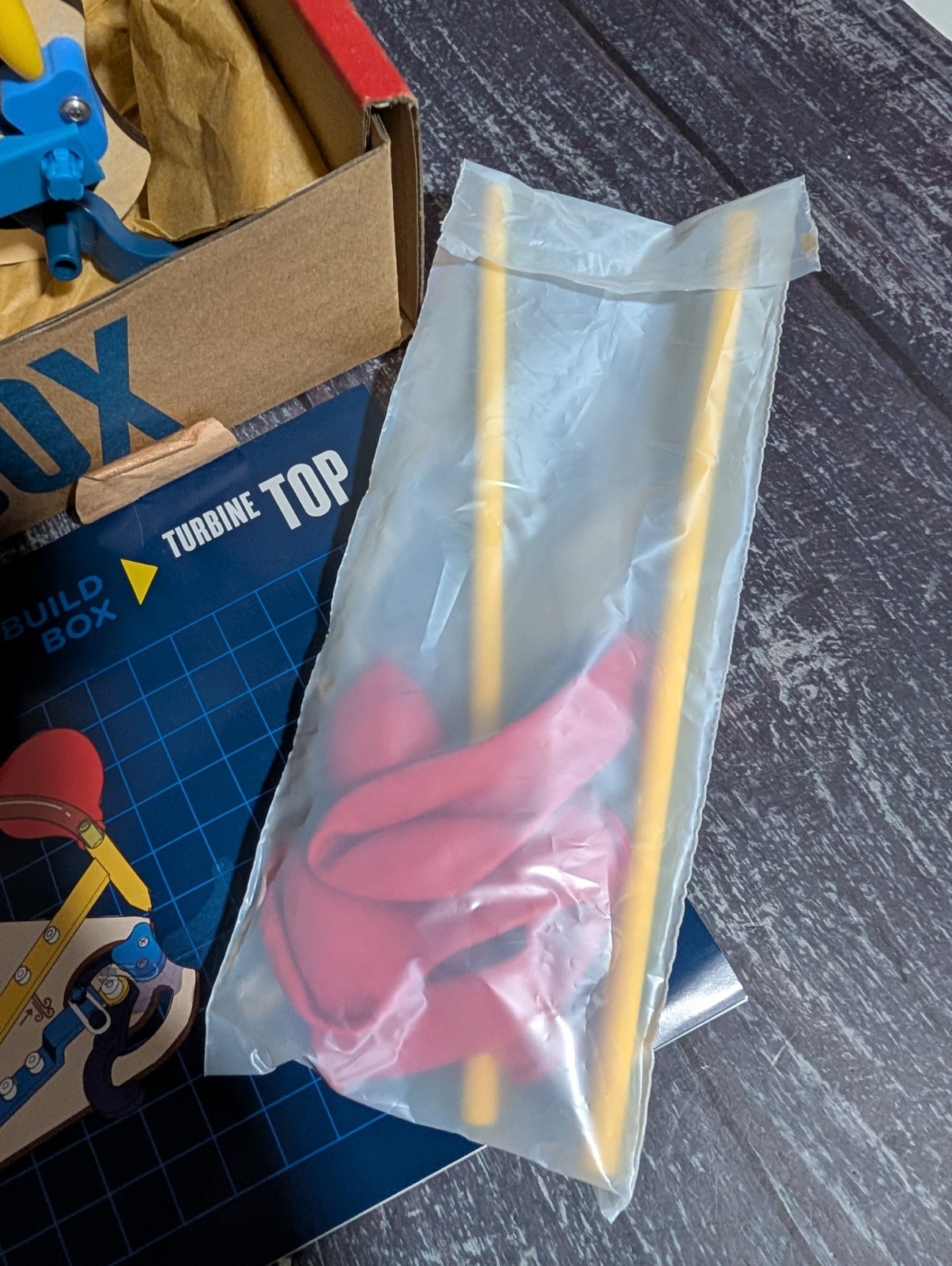 Crunch Labs Build Box Year 3 – Turbine Top Spinner Built – Mark Rober STEAM