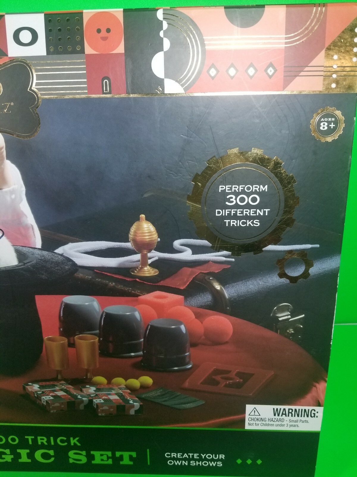 FAO Schwarz Ultimate Magic 28 Piece Set, Perform 300 Tricks. Missing 1 item.