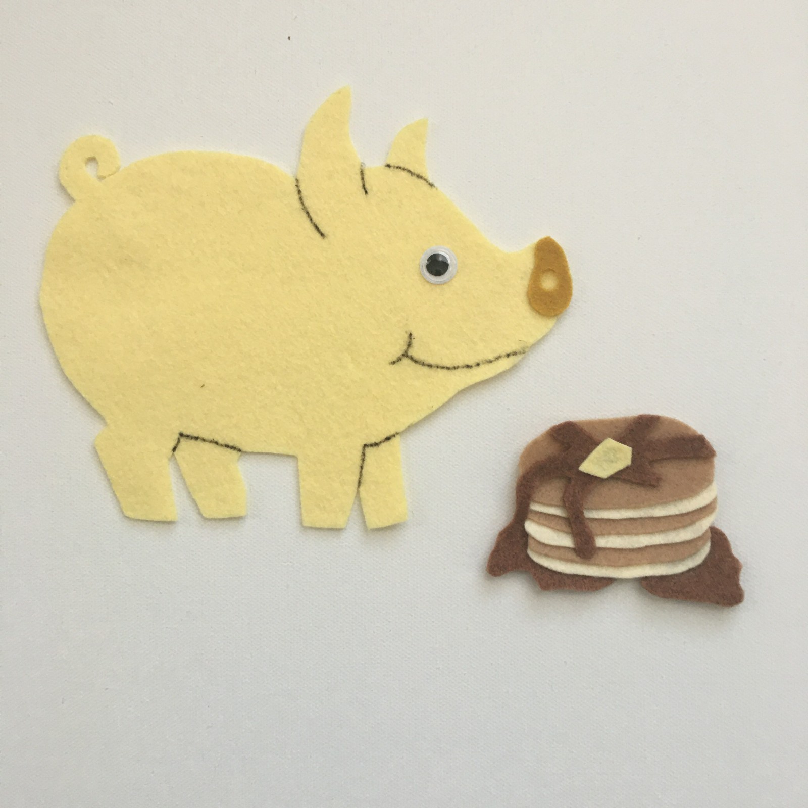 Pig and Pancake Felt Game – A Color Recognition Activity