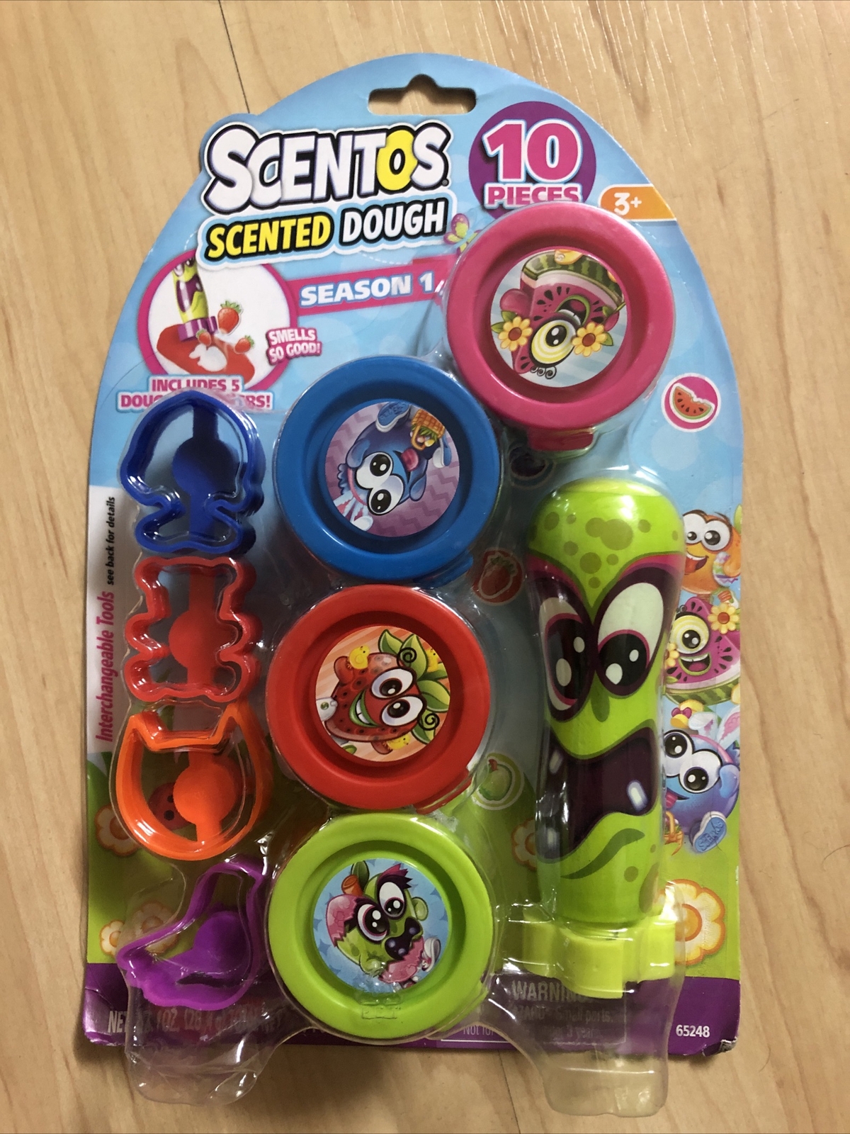 SCENTOS Scented Dough 10 Pieces Season 1, Ages 3+ with 5 Dough Stampers Fruit