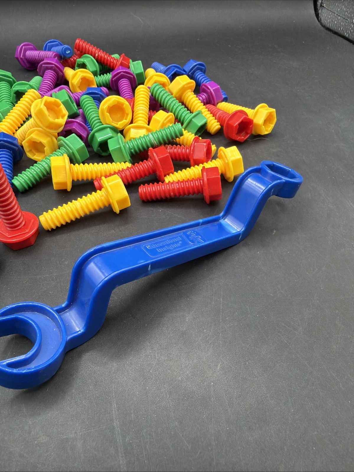Educational Insights Design & Drill Activity Center 52 Screws & Wrench