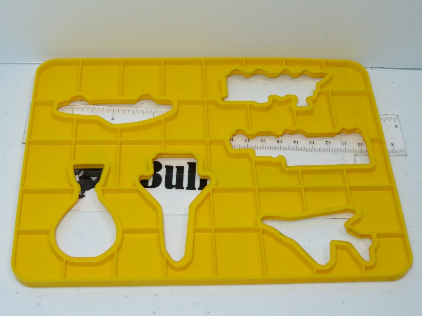 1984 Discovery Toys Place & Trace Replacement Yellow Stencil Part Only