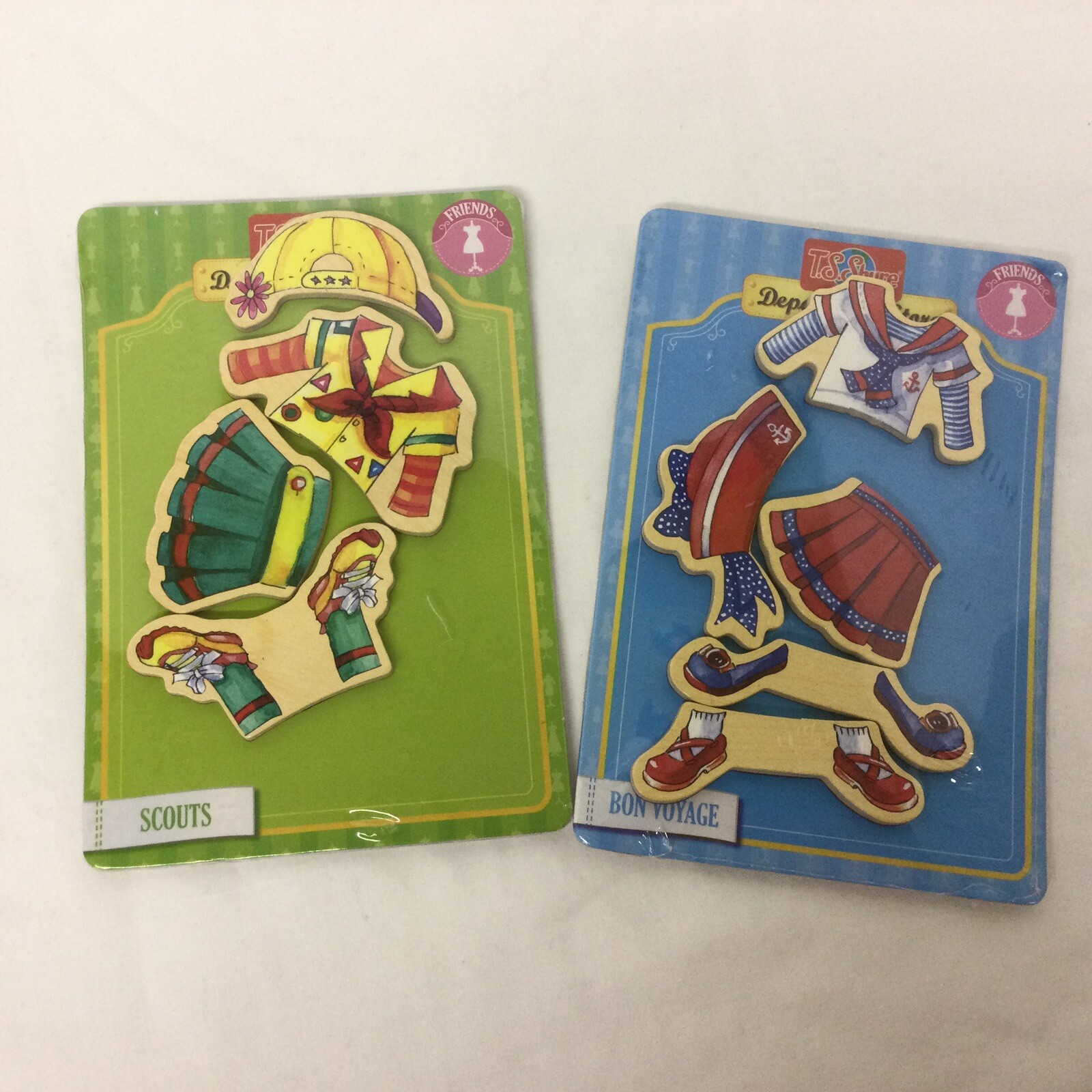 T.S. Shure Daisy Girls Magnetic Wooden Doll Cloths 9 outfits W/Hats New Sealed