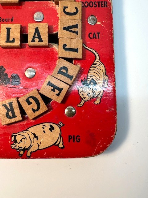 RICHMOND EDUCATIONAL SPELLING BOARD LETTERS NUMBERS FARM THEME 1948 vintage