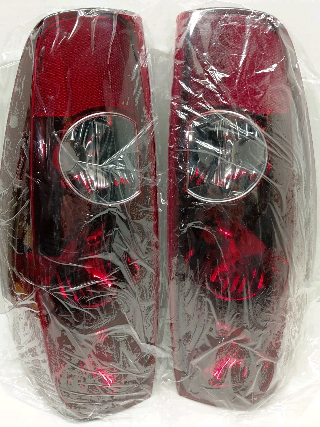 OKLPF 1-Pair Rear Brake Tail Lights Compatible 2004-2012 Chevy Colorado GMC L&R