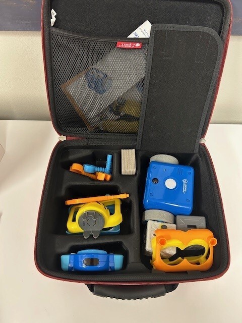 Learning Resources LER2935 Botley The Coding Robot Activity Set + Construction
