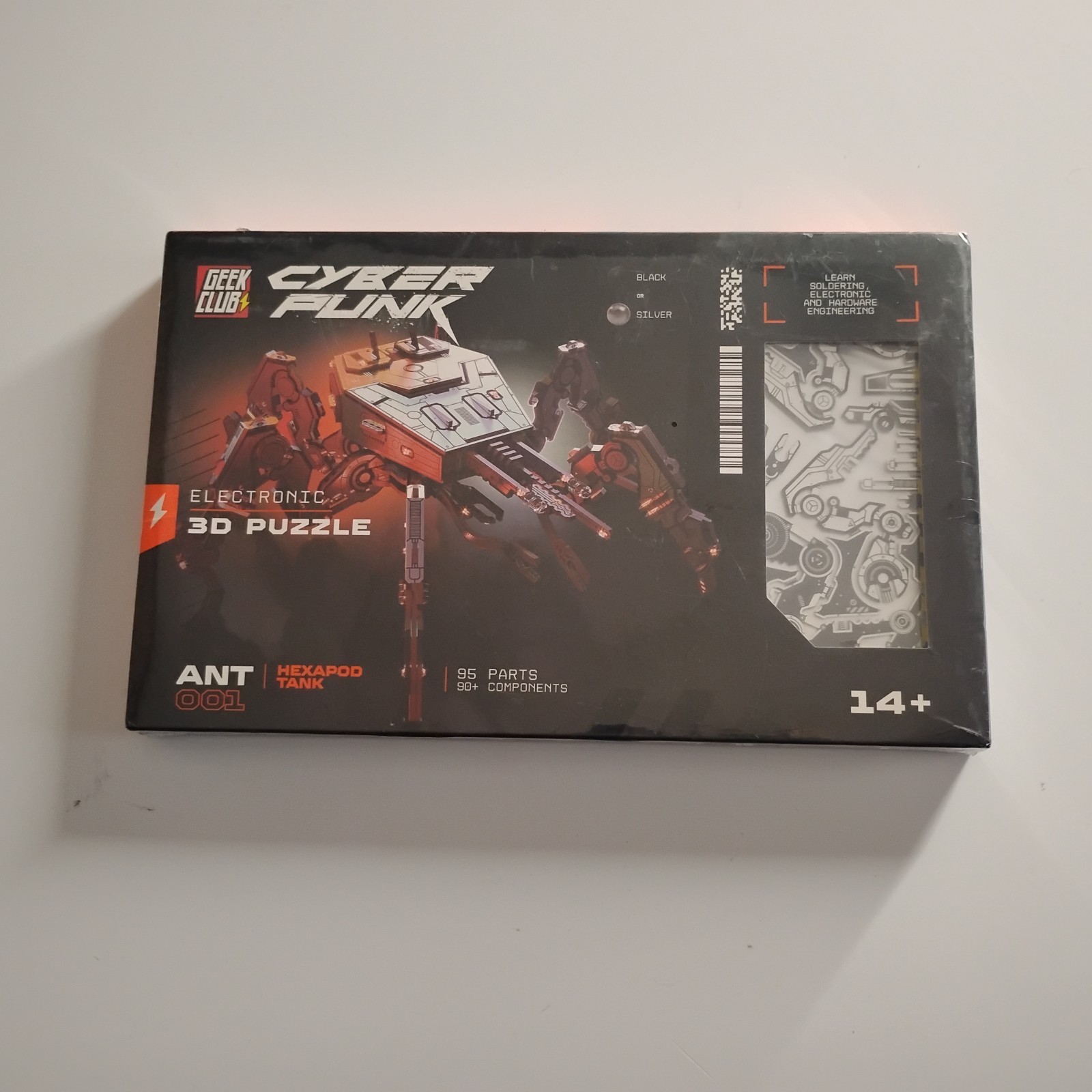 Geek Club Cyber Punk Ant 001 Hexapod Tank Electronic 3D Puzzle Black/Silver STEM