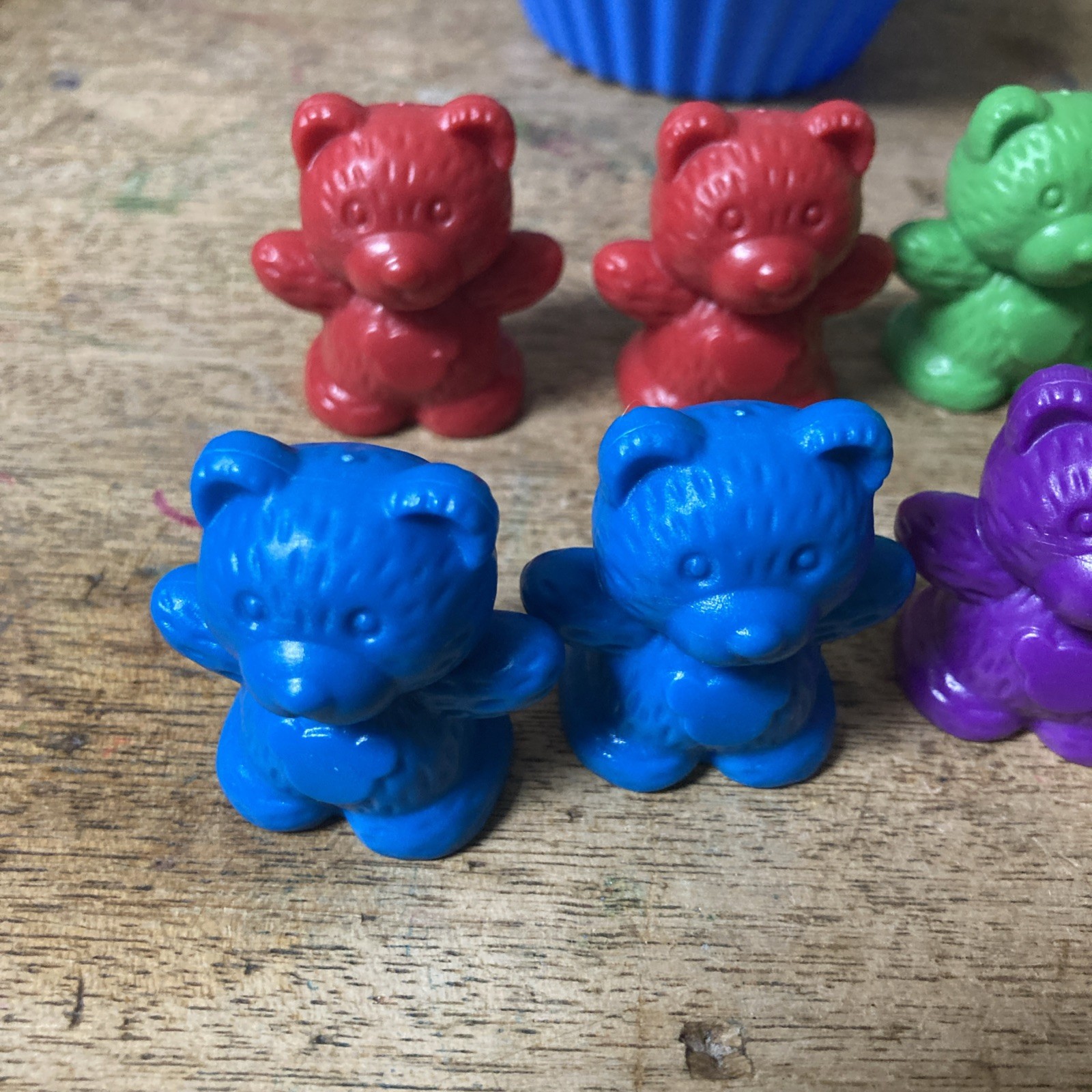 Kids Corner 12 Colored Counting Bears w/ Sorting Cup & Soft Die Sorting Counting
