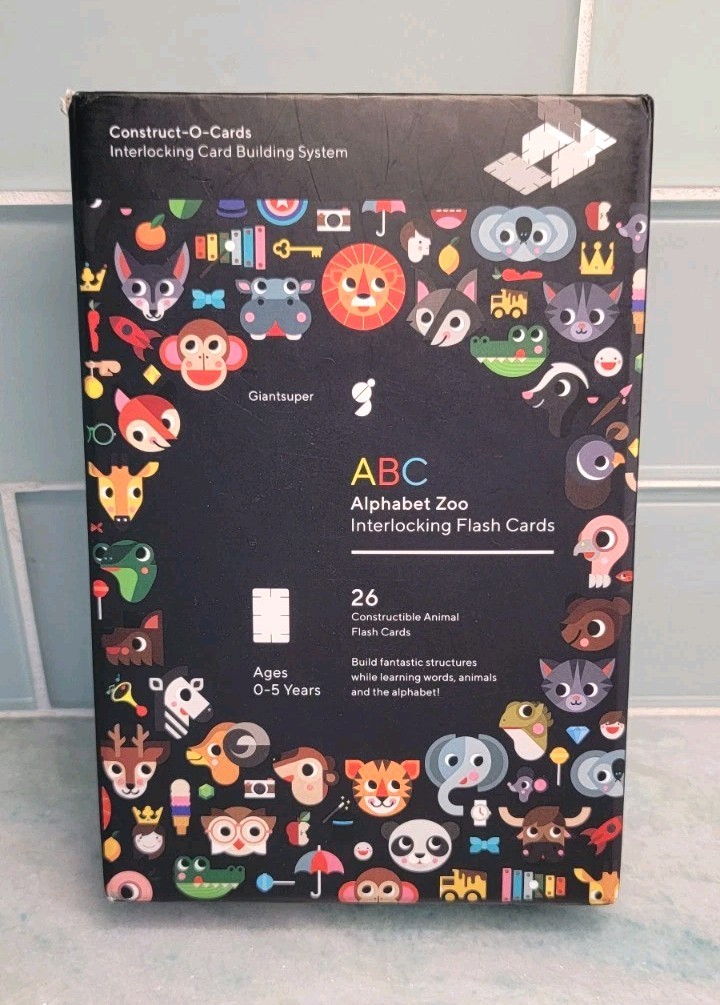 Alphabet Zoo Interlocking Flash Card Set, 2018 Giantsuper LLC