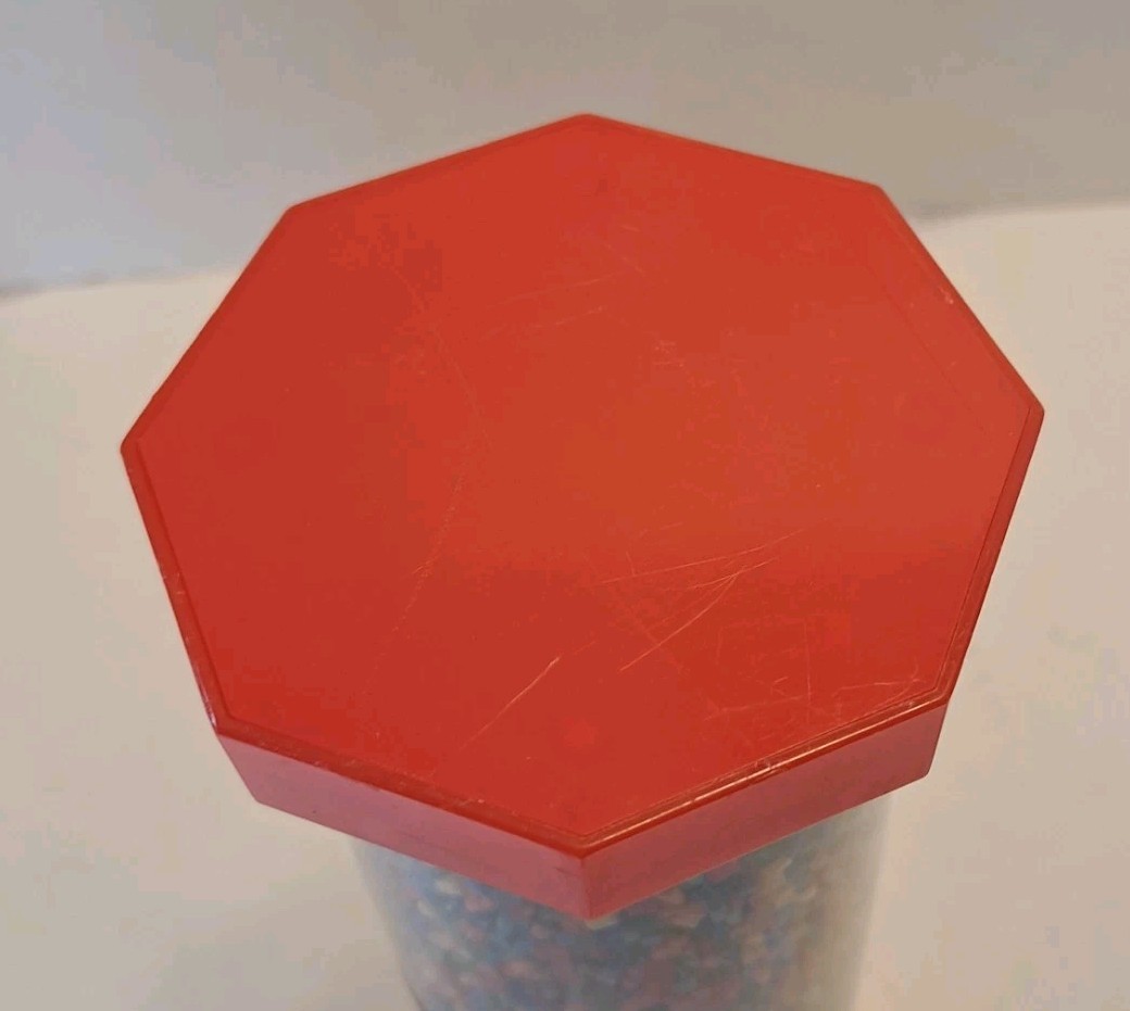 Find It Game Tube #0020 Everyday Item Search A Contained Adventure VTG 2002