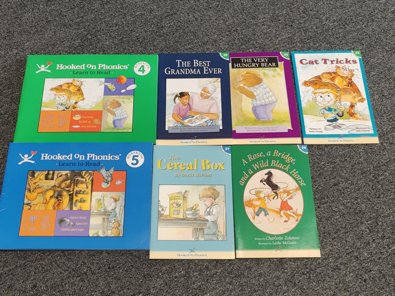 Hooked On Phonics Level 4 & 5 BLUE Workbook and Level 4 & 5 Set of Reading Books