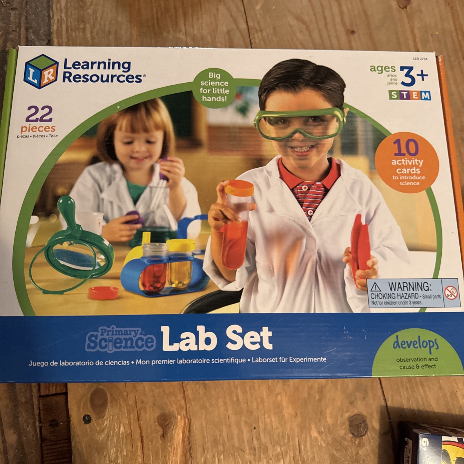 Learning Resources Primary Science Lab Activity Set