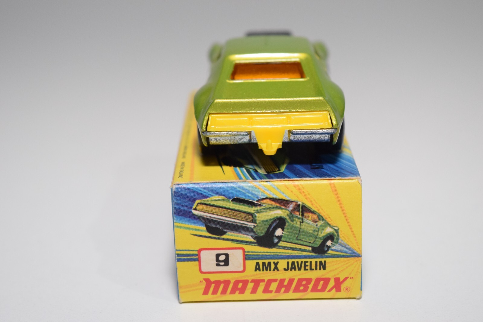 A94 1:64 3 INCH MATCHBOX SUPERFAST 9 AMX JAVELIN METALLIC GREEN MIB