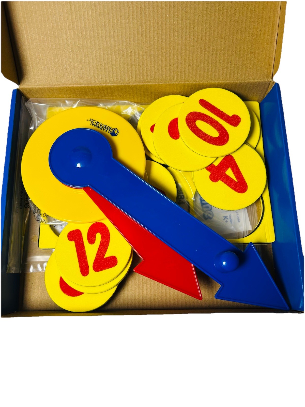 Learning Resources Magnetic Time Activity Set Teaching Clock 13 Piece Set