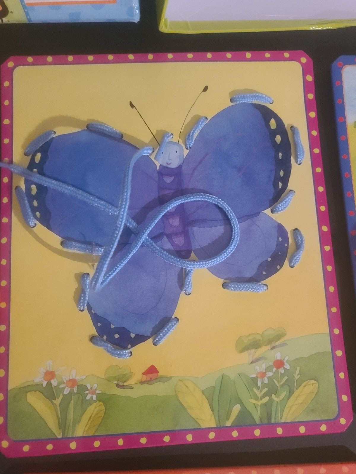 (SET OF 8) eeBoo Friendly Bugs Lacing Sewing Card Set (DAMAGED BOX)