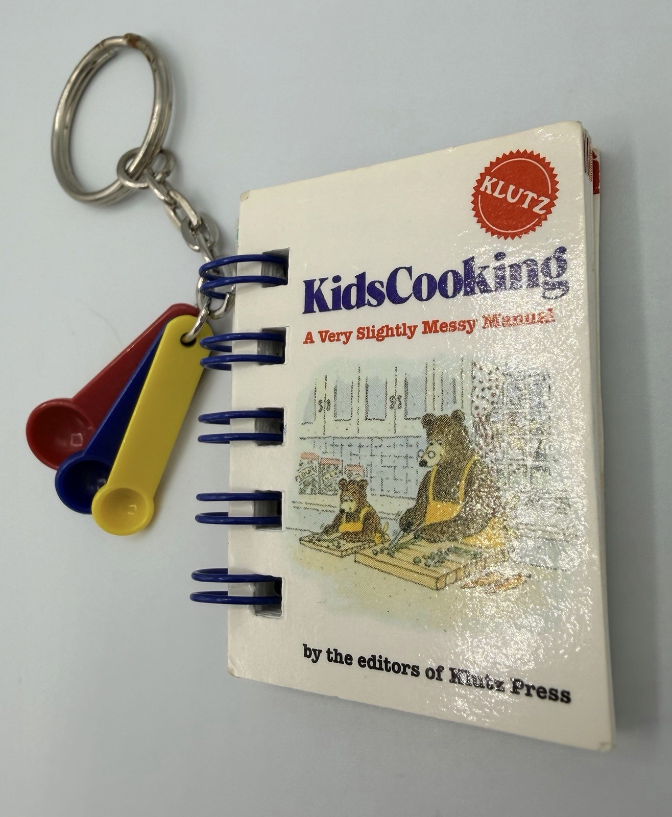 Vintage 1998 Basic Fun Klutz “Kids Cooking” Miniature Book Keychain with Spoons