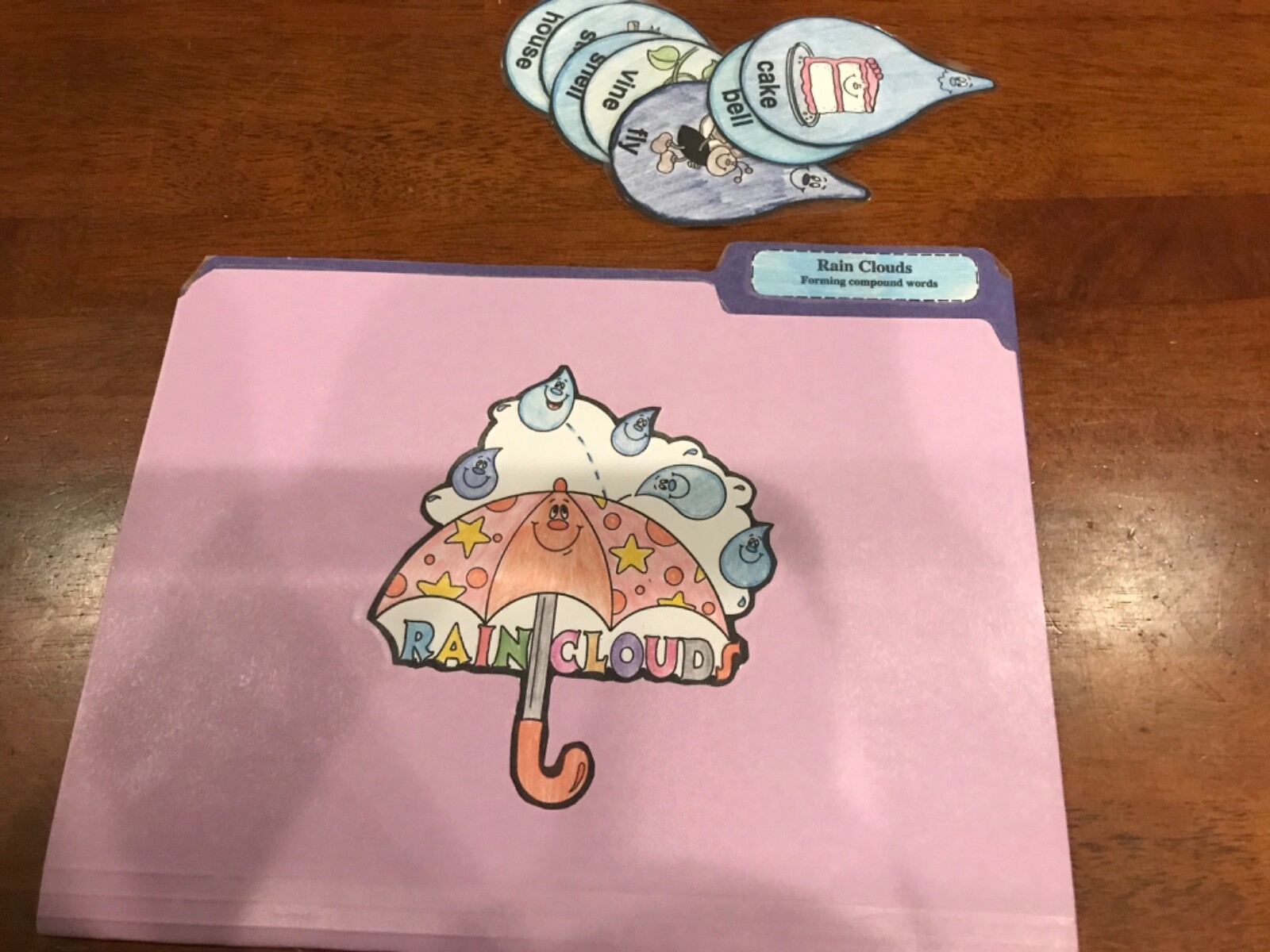Rain Clouds! Compound words Grade K language Art file folder game teacher